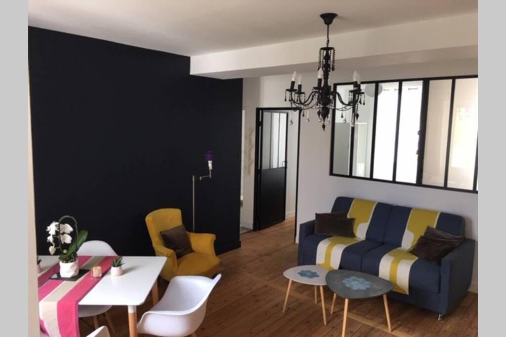 Appartement De Caractere Avec Terrasse. La Rochelle  Eksteriør billede